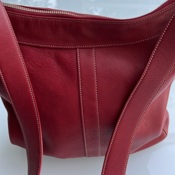 Coach Red Leather Shoulder Bag - Picture 3 of 9